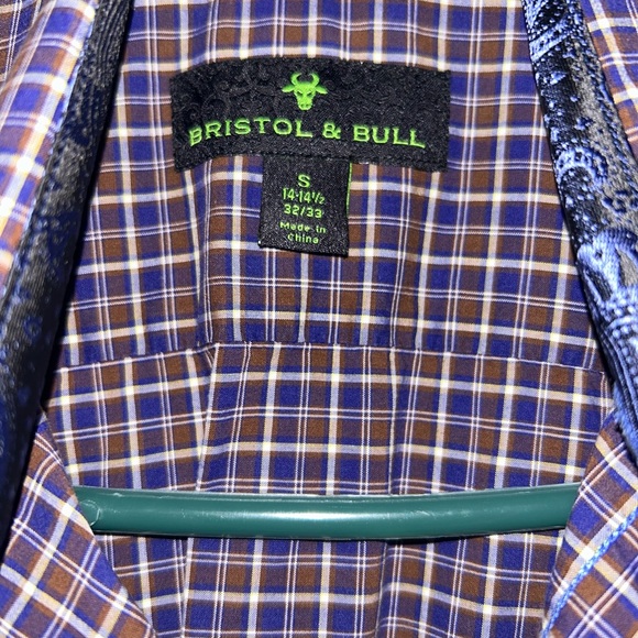 Men's Button down. Sz. S - Picture 3 of 3